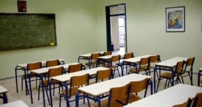 &ldquo;&Delta;ί&pi;&lambda;&alpha; &sigma;&tau;&omicron;&upsilon;&sigmaf; &mu;&alpha;&theta;&eta;&tau;έ&sigmaf; &mu;&alpha;&sigmaf; &mu;&epsilon; ό&lambda;&alpha; &tau;&alpha; &mu;έ&sigma;&alpha;&rdquo; &lambda;έ&nu;&epsilon; &omicron;&iota; &delta;ά&sigma;&kappa;&alpha;&lambda;&omicron;&iota; &tau;&eta;&sigmaf; &Lambda;ή&mu;&nu;&omicron;&upsilon;