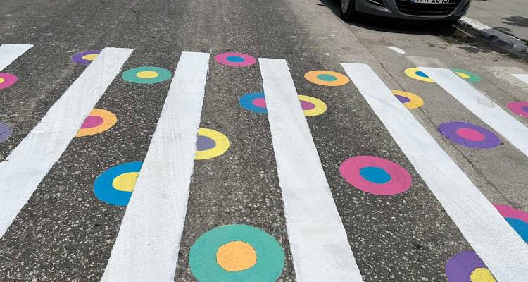 &Gamma;&Epsilon;&Lambda; &Mu;ύ&rho;&iota;&nu;&alpha;&sigmaf;: &laquo;&Epsilon;&upsilon;&chi;&alpha;&rho;&iota;&sigma;&tau;&omicron;ύ&mu;&epsilon; &gamma;&iota;&alpha; &tau;&eta; &sigma;&tau;ή&rho;&iota;&xi;&eta; &sigma;&tau;&eta; &delta;&rho;ά&sigma;&eta; &ldquo;&Zeta;&omega;&gamma;&rho;&alpha;&phi;ί&zeta;&omicron;&upsilon;&mu;&epsilon; &tau;&iota;&sigmaf; &Delta;&iota;&alpha;&beta;ά&sigma;&epsilon;&iota;&sigmaf;, &Alpha;&lambda;&lambda;ά&zeta;&omicron;&upsilon;&mu;&epsilon; &tau;&eta;&nu; &Pi;ό&lambda;&eta;&rdquo;&raquo;