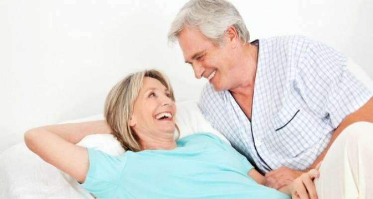 Η σεξουαλική ζωή της γυναίκας δεν τελειώνει με την εμμηνόπαυση