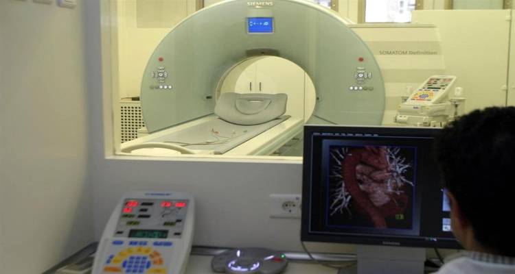 ΕΟΠΥΥ: Τέλος στις συμβάσεις για διαγνωστικά και εργαστήρια που ζητούν επιπλέον χρήματα για αξονική στεφανιογραφία