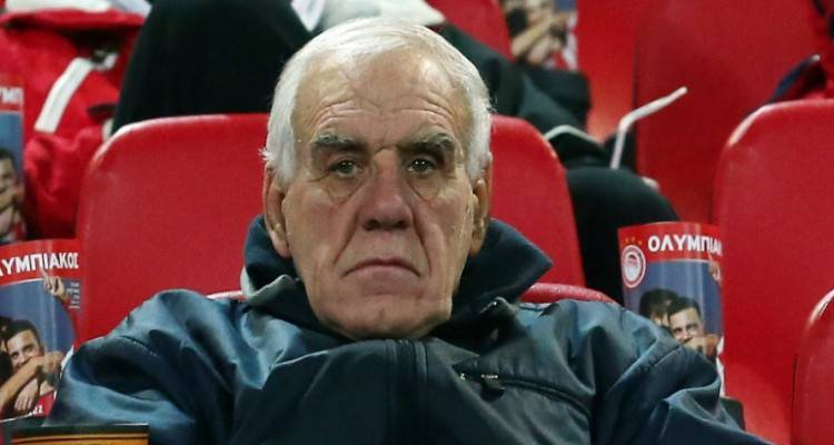 &Pi;έ&theta;&alpha;&nu;&epsilon; &omicron; &Nu;ί&kappa;&omicron;&sigmaf; &Alpha;&lambda;έ&phi;&alpha;&nu;&tau;&omicron;&sigmaf;