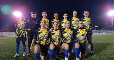 &Mu;&epsilon; &iota;&sigma;&omicron;&pi;&alpha;&lambda;ί&alpha; &epsilon;&pi;&iota;&sigma;&tau;&rho;έ&phi;&omicron;&upsilon;&nu; &tau;&alpha; &kappa;&omicron;&rho;ί&tau;&sigma;&iota;&alpha; &tau;&eta;&sigmaf; &Alpha;&Epsilon;&Lambda; &alpha;&pi;ό &tau;&eta; &Sigma;ά&mu;&omicron;