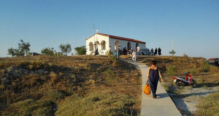 &Alpha;&nu;&alpha;&beta;ά&lambda;&lambda;&epsilon;&tau;&alpha;&iota; &eta; &epsilon;&kappa;&delta;ή&lambda;&omega;&sigma;&eta; &laquo;&Pi;&alpha;&nu;&sigma;έ&lambda;&eta;&nu;&omicron;&sigmaf; &sigma;&tau;&omicron;&nu; Ά&gamma;&iota;&omicron; &Nu;&iota;&kappa;ό&lambda;&alpha;&omicron;&raquo;