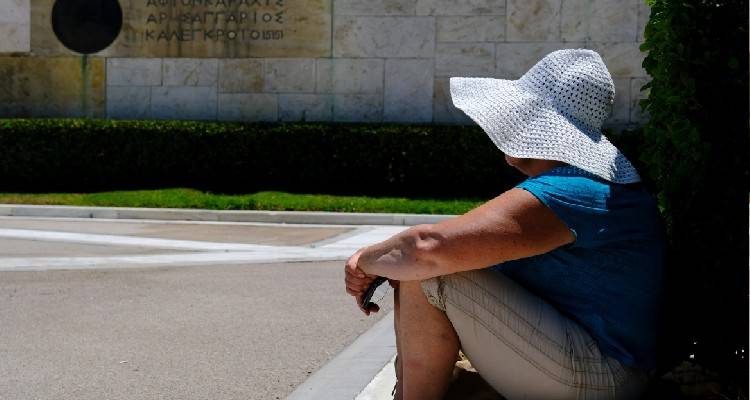 &Kappa;&alpha;&iota;&rho;ό&sigmaf;: 39&deg;C - 40&deg;C &alpha;ύ&rho;&iota;&omicron; &kappa;&alpha;&iota; &mu;&epsilon;&theta;&alpha;ύ&rho;&iota;&omicron;, &tau;&omicron;&pi;&iota;&kappa;έ&sigmaf; &kappa;&alpha;&tau;&alpha;&iota;&gamma;ί&delta;&epsilon;&sigmaf; &tau;&eta;&nu; &Pi;έ&mu;&pi;&tau;&eta; &pi;&rho;&omicron;&beta;&lambda;έ&pi;&epsilon;&iota; &omicron; &Zeta;&iota;&alpha;&kappa;ό&pi;&omicron;&upsilon;&lambda;&omicron;&sigmaf;