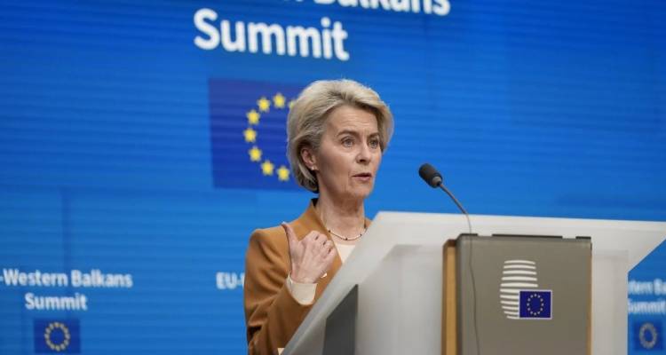 Ντρίπλα από Κομισιόν: Να επιτραπεί στους αγρότες της ΕΕ να παρεκκλίνουν για ένα έτος από ορισμένους γεωργικούς κανόνες