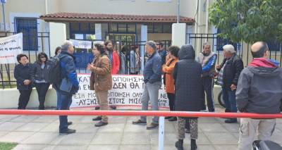 &Lambda;ή&mu;&nu;&omicron;&sigmaf;: &Mu;&pi;&lambda;ό&kappa;&omicron; &sigma;&tau;&eta;&nu; &laquo;&alpha;&xi;&iota;&omicron;&lambda;ό&gamma;&eta;&sigma;&eta;&raquo;