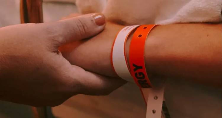 &Mu;ό&sigma;&iota;&alpha;&lambda;&omicron;&sigmaf; &gamma;&iota;&alpha; &eta;&pi;&alpha;&tau;ί&tau;&iota;&delta;&alpha; &sigma;&tau;&alpha; &pi;&alpha;&iota;&delta;&iota;ά: &Eta; &pi;&iota;&theta;&alpha;&nu;ό&tau;&epsilon;&rho;&eta; &alpha;&iota;&tau;ί&alpha; &epsilon;ί&nu;&alpha;&iota; έ&nu;&alpha;&sigmaf; &alpha;&delta;&epsilon;&nu;&omicron;ϊό&sigmaf;
