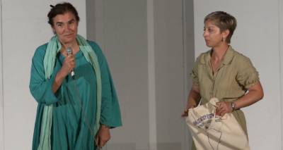 &Mu;. &Kappa;&alpha;&kappa;&alpha;&lambda;ή: &laquo;&Epsilon;&lambda;&pi;ί&zeta;&omicron;&upsilon;&mu;&epsilon; &eta; "&Eta;&lambda;έ&kappa;&tau;&rho;&alpha;" &nu;&alpha; &alpha;&nu;&omicron;ί&xi;&epsilon;&iota; &tau;&omicron;&nu; &delta;&rho;ό&mu;&omicron; &gamma;&iota;&alpha; &alpha;&nu;ά&lambda;&omicron;&gamma;&epsilon;&sigmaf; &pi;&omicron;&lambda;&iota;&tau;&iota;&sigma;&tau;&iota;&kappa;έ&sigmaf; &delta;&rho;ά&sigma;&epsilon;&iota;&sigmaf;&raquo;