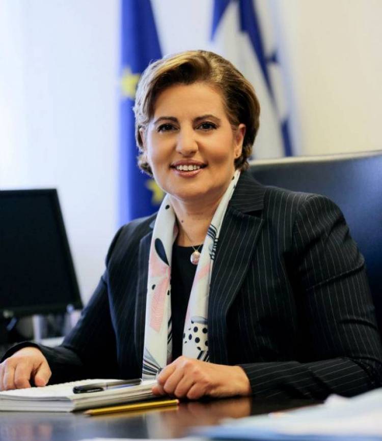 &Chi;&rho;&iota;&sigma;&tau;&iota;ά&nu;&alpha; &Kappa;&alpha;&lambda;&omicron;&gamma;ή&rho;&omicron;&upsilon;: &laquo;&Eta; &sigma;&eta;&mu;&epsilon;&rho;&iota;&nu;ή &mu;έ&rho;&alpha; &epsilon;ί&nu;&alpha;&iota; &mu;&iota;&alpha; &nu;έ&alpha; &alpha;&rho;&chi;ή &gamma;&iota;&alpha; &tau;&omicron; &Beta;ό&rho;&epsilon;&iota;&omicron; &Alpha;&iota;&gamma;&alpha;ί&omicron;&raquo;