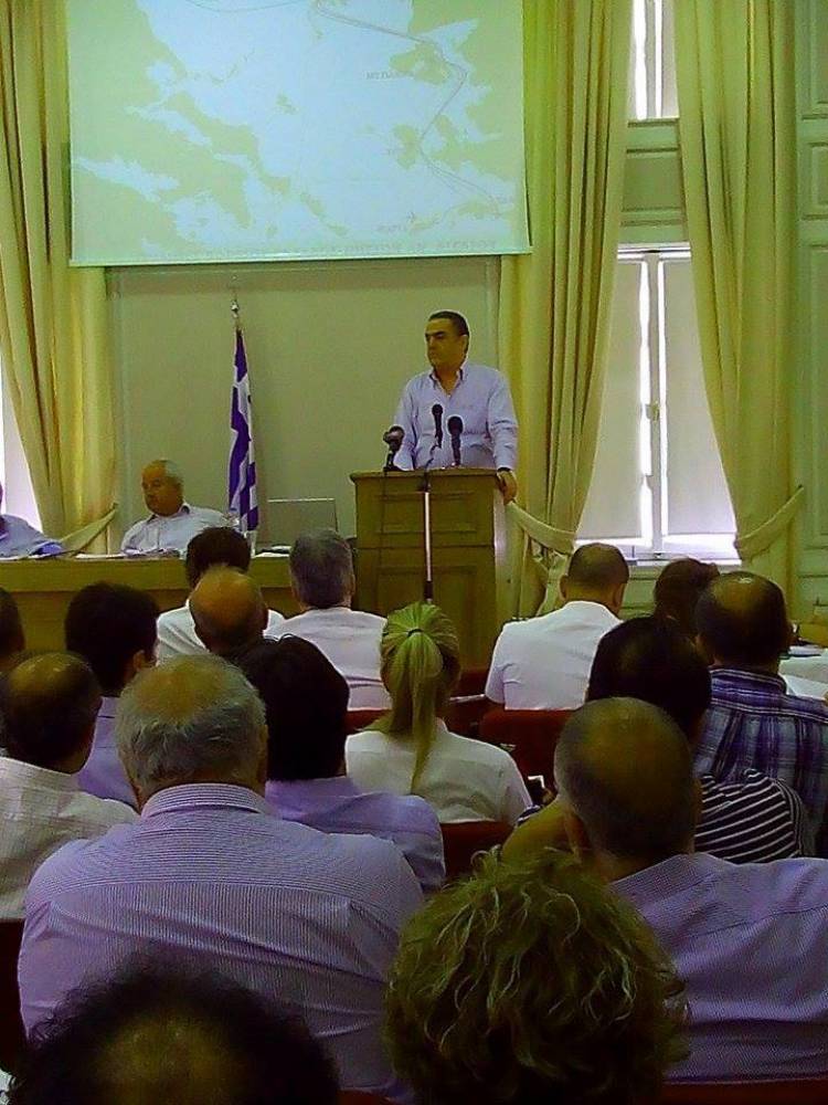 &Alpha;&theta;&alpha;&nu;&alpha;&sigma;ί&omicron;&upsilon;: &laquo;&Theta;&alpha; &epsilon;ί&mu;&alpha;&iota; &pi;&alpha;&rho;ώ&nu; &sigma;&tau;&eta;&nu; &epsilon;&pi;ί&lambda;&upsilon;&sigma;&eta; &tau;&omega;&nu; &pi;&rho;&omicron;&beta;&lambda;&eta;&mu;ά&tau;&omega;&nu; &tau;&eta;&sigmaf; &alpha;&kappa;&tau;&omicron;&pi;&lambda;&omicron;ΐ&alpha;&sigmaf;&raquo; (video)