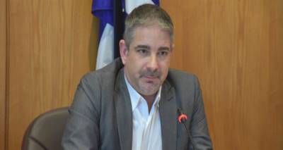 &Sigma;&tau;&rho;ά&tau;&omicron;&sigmaf; &Gamma;&epsilon;&omega;&rho;&gamma;&omicron;ύ&lambda;&alpha;&sigmaf;: &laquo;&Epsilon;ί&mu;&alpha;&iota; &iota;&kappa;&alpha;&nu;&omicron;&pi;&omicron;&iota;&eta;&mu;έ&nu;&omicron;&sigmaf; &mu;&epsilon; &tau;&omicron; &alpha;&pi;&omicron;&tau;έ&lambda;&epsilon;&sigma;&mu;&alpha; &tau;&eta;&sigmaf; &kappa;ά&lambda;&pi;&eta;&sigmaf;&raquo; (audio)