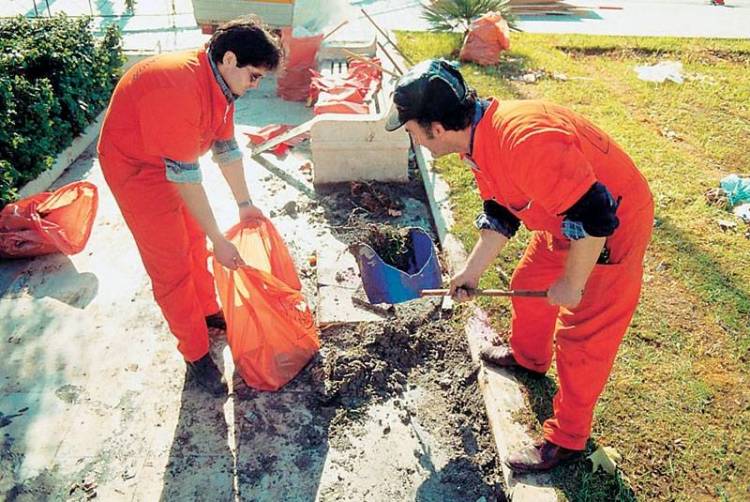 Σε 13 προσλήψεις 8μηνης διάρκειας προχωράει ο Δήμος Λήμνου