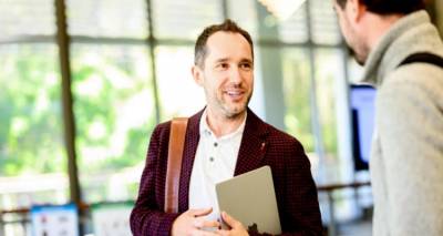 Δολοφονία Πολωνού καθηγητή: Η οικογένειά του ζητά την επιμέλεια των παιδιών και κάνει διαδικτυακό έρανο