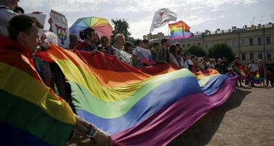 Ρωσία: Πρόσθεσε τους ΛΟΑΤΚΙ στον κατάλογο με τους εξτρεμιστές και τους τρομοκράτες