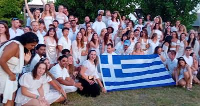 &Lambda;ή&mu;&nu;&omicron;&sigmaf;: 200 &nu;έ&omicron;&iota; &delta;&iota;&alpha;&phi;ό&rho;&omega;&nu; &chi;&omega;&rho;ώ&nu; &mu;&upsilon;ή&theta;&eta;&kappa;&alpha;&nu; &sigma;&tau;&omicron;&nu; &epsilon;&lambda;&lambda;&eta;&nu;&iota;&kappa;ό &tau;&rho;&omicron;&pi;&omicron; &delta;&iota;&alpha;&sigma;&kappa;έ&delta;&alpha;&sigma;&eta;&sigmaf; &sigma;&tau;&omicron; Keros Surf Club.