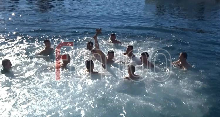 Λήμνος: Ο Αγιασμός των υδάτων στη Μύρινα (photos & video)