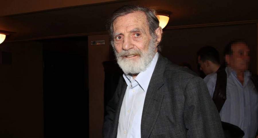 &Pi;έ&theta;&alpha;&nu;&epsilon; &omicron; &laquo;&Kappa;&alpha;&pi;&epsilon;&tau;ά&nu;&iota;&omicron;&sigmaf;&raquo; &Gamma;&iota;ώ&rho;&gamma;&omicron;&sigmaf; &Beta;&alpha;&rho;&delta;&iota;&nu;&omicron;&gamma;&iota;ά&nu;&nu;&eta;&sigmaf; &sigma;&epsilon; &eta;&lambda;&iota;&kappa;ί&alpha; 90 &epsilon;&tau;ώ&nu;
