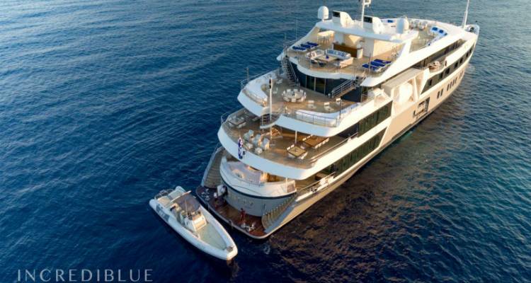 &Lambda;ή&mu;&nu;&omicron;&sigmaf;: &Tau;&omicron; &pi;&omicron;&lambda;&upsilon;&tau;&epsilon;&lambda;έ&sigmaf; &sigma;&kappa;ά&phi;&omicron;&sigmaf; &laquo;Serenity&raquo; &sigma;&tau;&omicron; &lambda;&iota;&mu;ά&nu;&iota; &tau;&eta;&sigmaf; &Mu;ύ&rho;&iota;&nu;&alpha;&sigmaf; (photos)