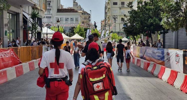 &Pi;ά&tau;&rho;&alpha; -&alpha;&tau;ύ&chi;&eta;&mu;&alpha; &sigma;&epsilon; &alpha;&gamma;ώ&nu;&alpha; &kappa;&alpha;&rho;&tau;: &Alpha;&pi;&omicron;&sigma;&omega;&lambda;&eta;&nu;ώ&nu;&epsilon;&tau;&alpha;&iota; &sigma;ή&mu;&epsilon;&rho;&alpha; &omicron; 6&chi;&rho;&omicron;&nu;&omicron;&sigmaf; &Phi;ώ&tau;&eta;&sigmaf; -&Tau;&iota; έ&delta;&epsilon;&iota;&xi;&epsilon; &eta; &mu;&alpha;&gamma;&nu;&eta;&tau;&iota;&kappa;ή