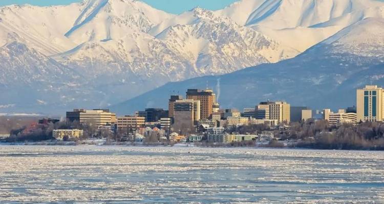 Σύνοδος Τραμπ-Πούτιν στο Άνκορατζ: Γιατί επέλεξαν την πολιτεία της Αλάσκας που οι ΗΠΑ αγόρασαν από τη Ρωσία