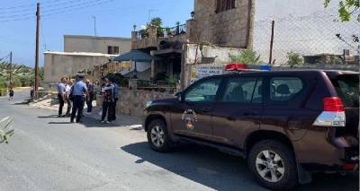 &Kappa;ύ&pi;&rho;&omicron;&sigmaf;: Έ&lambda;&omicron;&upsilon;&sigma;&epsilon; &mu;&epsilon; &beta;&epsilon;&nu;&zeta;ί&nu;&eta; &tau;&omicron;&upsilon;&sigmaf; &sigma;&upsilon;&gamma;&gamma;&epsilon;&nu;&epsilon;ί&sigmaf; &tau;&omicron;&upsilon; &gamma;&iota;&alpha;&tau;ί &phi;&rho;ό&nu;&tau;&iota;&zeta;&alpha;&nu; &tau;&eta;&nu; &pi;&rho;ώ&eta;&nu; &tau;&omicron;&upsilon; | &Epsilon;ί&chi;&epsilon; &alpha;&gamma;&omicron;&rho;ά&sigma;&epsilon;&iota; &tau;&omicron;&nu; &tau;ά&phi;&omicron; &tau;&omicron;&upsilon; &pi;&rho;&iota;&nu; &tau;&eta;&nu; &epsilon;&pi;ί&theta;&epsilon;&sigma;&eta;