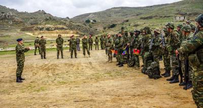 &Epsilon;&pi;&iota;&sigma;&tau;&omicron;&lambda;ή &tau;&omega;&nu; &Epsilon;&theta;&nu;&omicron;&phi;&upsilon;&lambda;ά&kappa;&omega;&nu; &tau;&omicron;&upsilon; &Alpha;&gamma;. &Epsilon;&upsilon;&sigma;&tau;&rho;&alpha;&tau;ί&omicron;&upsilon; &pi;&rho;&omicron;&sigmaf; &tau;&omicron;&nu; &Delta;έ&nu;&delta;&iota;&alpha;: &laquo;&Epsilon;ί&mu;&alpha;&sigma;&tau;&epsilon; &alpha;&nu;&alpha;&gamma;&kappa;&alpha;&sigma;&mu;έ&nu;&omicron;&iota; &mu;&epsilon; &pi;&iota;&kappa;&rho;ί&alpha; &kappa;&alpha;&iota; &pi;ό&nu;&omicron; &psi;&upsilon;&chi;ή&sigmaf; &nu;&alpha; &kappa;&alpha;&tau;&alpha;&theta;έ&sigma;&omicron;&upsilon;&mu;&epsilon; &tau;&omicron;&nu; &omicron;&pi;&lambda;&iota;&sigma;&mu;ό &mu;&alpha;&sigmaf;&raquo;