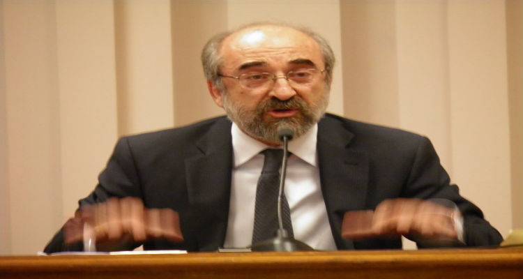 &Omicron; &Delta;ή&mu;&alpha;&rho;&chi;&omicron;&sigmaf; &Alpha;&lambda;&epsilon;&xi;&alpha;&nu;&delta;&rho;&omicron;ύ&pi;&omicron;&lambda;&eta;&sigmaf; &sigma;&tau;&omicron;&nu; FM 100: &laquo;&Alpha;&pi;&alpha;&iota;&tau;&omicron;ύ&mu;&epsilon; &kappa;&alpha;&iota; &theta;&alpha; &pi;&epsilon;&tau;ύ&chi;&omicron;&upsilon;&mu;&epsilon; &tau;&eta;&nu; &alpha;&kappa;&tau;&omicron;&pi;&lambda;&omicron;ϊ&kappa;ή &sigma;ύ&nu;&delta;&epsilon;&sigma;&eta; &mu;&epsilon; &tau;&eta; &Lambda;ή&mu;&nu;&omicron;&raquo; (mp3)