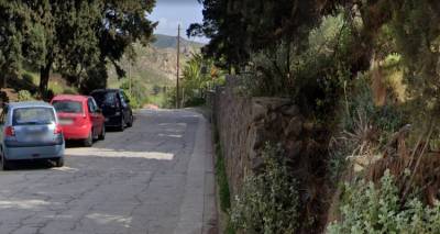 Μύρινα: Σύγκρουση δίκυκλου με πλατώνι κοντά στο νοσοκομείο