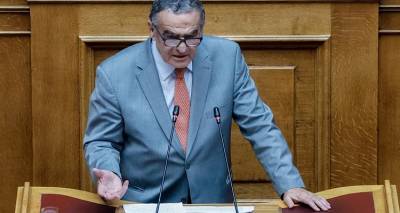 &Kappa;&alpha;&tau;&alpha;&psi;&eta;&phi;ί&zeta;&epsilon;&iota; &kappa;&alpha;&iota; &omicron; &Chi;&alpha;&rho;ά&lambda;&alpha;&mu;&pi;&omicron;&sigmaf; &Alpha;&theta;&alpha;&nu;&alpha;&sigma;ί&omicron;&upsilon; &tau;&omicron; &nu;&omicron;&mu;&omicron;&sigma;&chi;έ&delta;&iota;&omicron; &gamma;&iota;&alpha; &tau;&alpha; &omicron;&mu;ό&phi;&upsilon;&lambda;&alpha; &zeta;&epsilon;&upsilon;&gamma;ά&rho;&iota;&alpha;: &laquo;&Pi;&rho;&omicron;&sigma;&chi;&eta;&mu;&alpha;&tau;&iota;&kappa;ά &tau;&alpha; &epsilon;&pi;&iota;&chi;&epsilon;&iota;&rho;ή&mu;&alpha;&tau;&alpha;&raquo;