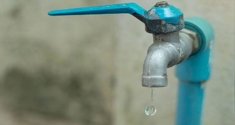 Πώς δεν θα «στεγνώσουν» τα νησιά