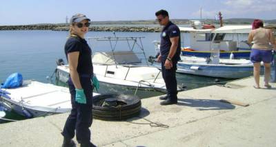 &Tau;&omicron; &Lambda;&iota;&mu;&epsilon;&nu;&alpha;&rho;&chi;&epsilon;ί&omicron; &Mu;ύ&rho;&iota;&nu;&alpha;&sigmaf; &epsilon;&upsilon;&chi;&alpha;&rho;&iota;&sigma;&tau;&epsilon;ί &gamma;&iota;&alpha; &tau;&omicron;&nu; &kappa;&alpha;&theta;&alpha;&rho;&iota;&sigma;&mu;ό &tau;&omicron;&upsilon; &lambda;&iota;&mu;&alpha;&nu;&iota;&omicron;ύ &Pi;&lambda;ά&kappa;&alpha;&sigmaf; (photos)