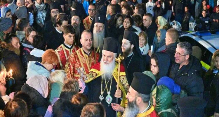 &Omicron; &Mu;&eta;&tau;&rho;&omicron;&pi;&omicron;&lambda;ί&tau;&eta;&sigmaf; &Lambda;ή&mu;&nu;&omicron;&upsilon; &kappa;. &Iota;&epsilon;&rho;ό&theta;&epsilon;&omicron;&sigmaf; &sigma;&tau;&iota;&sigmaf; &lambda;&alpha;&tau;&rho;&epsilon;&upsilon;&tau;&iota;&kappa;έ&sigmaf; &epsilon;&kappa;&delta;&eta;&lambda;ώ&sigma;&epsilon;&iota;&sigmaf; &gamma;&iota;&alpha; &tau;&eta;&nu; Ύ&psi;&omega;&sigma;&eta; &tau;&omicron;&upsilon; &Tau;&iota;&mu;ί&omicron;&upsilon; &Sigma;&tau;&alpha;&upsilon;&rho;&omicron;ύ &sigma;&tau;&omicron; &Pi;&lambda;ό&beta;&nu;&tau;&iota;&beta;