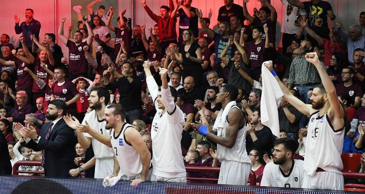 Ή&phi;&alpha;&iota;&sigma;&tau;&omicron;&sigmaf;: &Eta; &epsilon;&pi;ό&mu;&epsilon;&nu;&eta; &mu;έ&rho;&alpha; &kappa;&alpha;&iota; &omicron; &Tau;&sigma;&alpha;ϊ&rho;έ&lambda;&eta;&sigmaf;