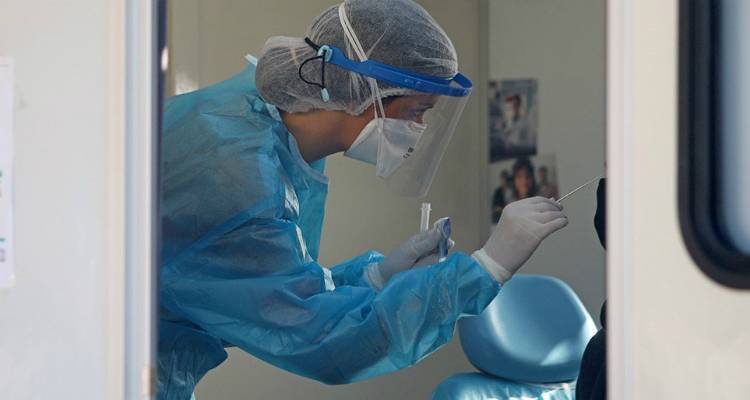 «Μαύρη» Πέμπτη με 3.316 κρούσματα, 50 θανάτους και 310 διασωληνωμένους | Δείτε τη γεωγραφική κατανομή