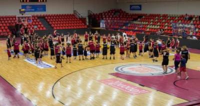 &Sigma;&tau;&eta; &Lambda;ή&mu;&nu;&omicron; &omicron;&iota; &pi;&rho;&omicron;&pi;&omicron;&nu;ή&sigma;&epsilon;&iota;&sigmaf; &tau;&omega;&nu; &Mu;&iota;&kappa;&tau;ώ&nu; &Omicron;&mu;ά&delta;&omega;&nu; &Mu;&pi;ά&sigma;&kappa;&epsilon;&tau; &tau;&omicron;&upsilon; &Nu;&omicron;&mu;&omicron;ύ!