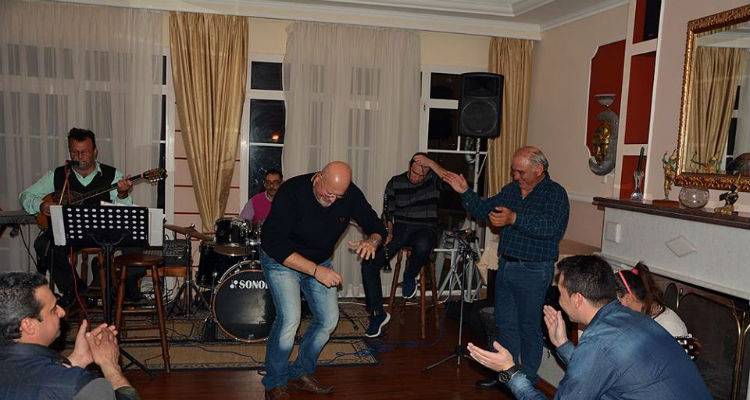 Με κέφι και χορό γιορτάστηκαν τα 60 χρόνια από την ίδρυση του Τάγματος Εθνοφυλακής Λήμνου (photos)