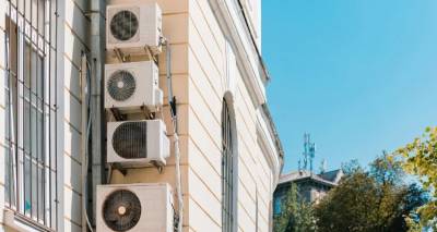 A&pi;ό&sigma;&upsilon;&rho;&sigma;&eta; &eta;&lambda;&epsilon;&kappa;&tau;&rho;&iota;&kappa;ώ&nu; &sigma;&upsilon;&sigma;&kappa;&epsilon;&upsilon;ώ&nu;: T&omicron; &nu;έ&omicron; &pi;&rho;ό&gamma;&rho;&alpha;&mu;&mu;&alpha; | &Pi;&omicron;&iota;&epsilon;&sigmaf; &sigma;&upsilon;&sigma;&kappa;&epsilon;&upsilon;έ&sigmaf; &alpha;&phi;&omicron;&rho;ά, &tau;&iota; &epsilon;&pi;&iota;&delta;ό&tau;&eta;&sigma;&eta; &delta;ί&nu;&epsilon;&iota;, &pi;ό&tau;&epsilon; &xi;&epsilon;&kappa;&iota;&nu;ά
