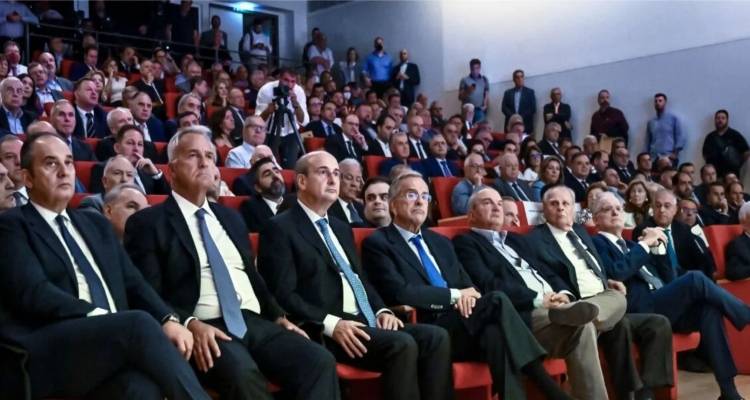 &Epsilon;&pi;&iota;&chi;&epsilon;ί&rho;&eta;&sigma;&eta; &laquo;&epsilon;&nu;ό&tau;&eta;&tau;&alpha;&raquo; &sigma;&tau;&eta; &Nu;&Delta; -&Tau;&omicron; &delta;&epsilon;ί&pi;&nu;&omicron; &sigma;&tau;&omicron;&nu; &laquo;&Kappa;&alpha;&rho;&alpha;&beta;ί&tau;&eta;&raquo; &kappa;&alpha;&iota; &tau;&omicron; ό&lambda;&omicron;&nu; &kappa;ό&mu;&mu;&alpha; &sigma;&tau;&omicron; Ί&delta;&rho;&upsilon;&mu;&alpha; &Kappa;&alpha;&rho;&alpha;&mu;&alpha;&nu;&lambda;ή