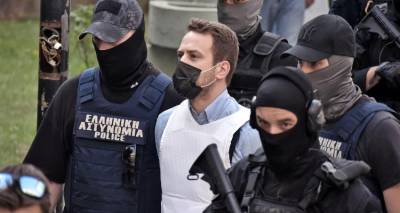 &Epsilon;&gamma;&kappa;&lambda;&eta;&mu;&alpha; &sigma;&tau;&alpha; &Gamma;&lambda;&upsilon;&kappa;ά &Nu;&epsilon;&rho;ά | &Pi;&alpha;&rho;&alpha;&pi;έ&mu;&pi;&tau;&epsilon;&tau;&alpha;&iota; &sigma;&epsilon; &delta;ί&kappa;&eta; &omicron; &Mu;&pi;ά&mu;&pi;&eta;&sigmaf; &Alpha;&nu;&alpha;&gamma;&nu;&omega;&sigma;&tau;ό&pi;&omicron;&upsilon;&lambda;&omicron;&sigmaf;, &beta;&omicron;ύ&lambda;&epsilon;&upsilon;&mu;&alpha;-&kappa;&alpha;&tau;&alpha;&pi;έ&lambda;&tau;&eta;&sigmaf;