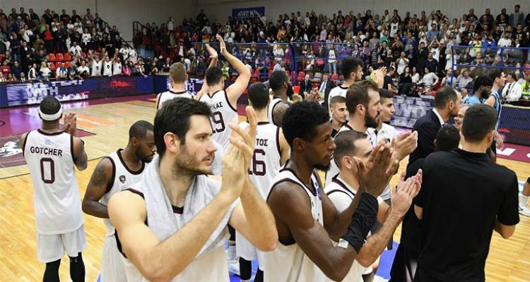 Ή&phi;&alpha;&iota;&sigma;&tau;&omicron;&sigmaf;: &laquo;&Eta; &phi;&epsilon;&tau;&iota;&nu;ή &chi;&rho;&omicron;&nu;&iota;ά ή&tau;&alpha;&nu; &omicron;&nu;&epsilon;&iota;&rho;&iota;&kappa;ή, &sigma;&alpha;&sigmaf; &epsilon;&upsilon;&chi;&alpha;&rho;&iota;&sigma;&tau;&omicron;ύ&mu;&epsilon;!&raquo;