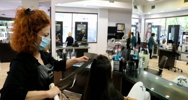 &laquo;&Beta;&rho;&omicron;&chi;ή&raquo; &alpha;&iota;&tau;ή&sigma;&epsilon;&omega;&nu; &gamma;&iota;&alpha; &tau;&eta;&nu; &epsilon;&pi;&iota;&sigma;&tau;&rho;&epsilon;&pi;&tau;έ&alpha; &pi;&rho;&omicron;&kappa;&alpha;&tau;&alpha;&beta;&omicron;&lambda;ή | &Omicron;&lambda;&omicron;&iota; &omicron;&iota; &nu;έ&omicron;&iota; &delta;&iota;&kappa;&alpha;&iota;&omicron;ύ&chi;&omicron;&iota;, &alpha;&nu;ά&mu;&epsilon;&sigma;ά &tau;&omicron;&upsilon;&sigmaf; &tau;&alpha;&xi;ί &kappa;&alpha;&iota; &pi;&epsilon;&rho;ί&pi;&tau;&epsilon;&rho;&alpha;