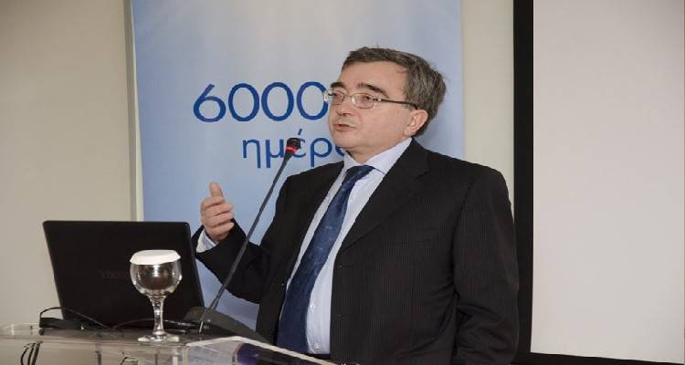 &Omicron; &Gamma;&iota;ώ&rho;&gamma;&omicron;&sigmaf; &Pi;έ&pi;&pi;&alpha;&sigmaf;, &epsilon;&pi;&iota;&sigma;&tau;&rho;έ&phi;&epsilon;&iota; &sigma;&tau;&eta; &Lambda;ή&mu;&nu;&omicron;