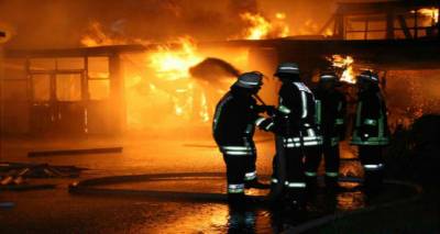 &Mu;&epsilon;&gamma;ά&lambda;&eta; &pi;&upsilon;&rho;&kappa;&alpha;&gamma;&iota;ά &tau;&alpha; &xi;&eta;&mu;&epsilon;&rho;ώ&mu;&alpha;&tau;&alpha; &sigma;&tau;&eta; &Nu;έ&alpha; &Kappa;&omicron;ύ&tau;&alpha;&lambda;&eta;