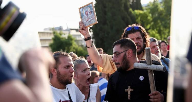 &Alpha;&lambda;&lambda;ά&zeta;&epsilon;&iota; &omicron; &pi;&omicron;&iota;&nu;&iota;&kappa;ό&sigmaf; &kappa;ώ&delta;&iota;&kappa;&alpha;&sigmaf;, &mu;&epsilon;&tau;ά &tau;&eta;&nu; &laquo;&tau;&rho;έ&lambda;&alpha;&raquo; &tau;&omega;&nu; &alpha;&rho;&nu;&eta;&tau;ώ&nu; | &Kappa;&alpha;&tau;&alpha;&rho;&gamma;&epsilon;ί&tau;&alpha;&iota; &tau;&omicron; &alpha;&upsilon;&tau;ό&phi;&omega;&rho;&omicron; &gamma;&iota;&alpha; &epsilon;&kappa;&pi;&alpha;&iota;&delta;&epsilon;&upsilon;&tau;&iota;&kappa;&omicron;ύ&sigmaf; &kappa;&alpha;&iota; &gamma;&iota;&alpha;&tau;&rho;&omicron;ύ&sigmaf;