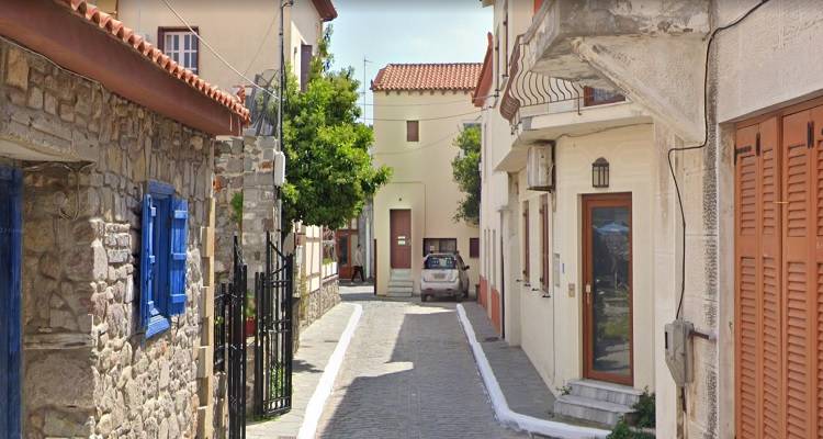 &Mu;ύ&rho;&iota;&nu;&alpha;: &Pi;&rho;&omicron;&sigma;&omicron;&chi;ή &lambda;ό&gamma;&omega; &tau;&omicron;&pi;&omicron;&theta;έ&tau;&eta;&sigma;&eta;&sigmaf; &sigma;&kappa;&alpha;&lambda;&omega;&sigma;&iota;ώ&nu; &sigma;&tau;&iota;&sigmaf; &omicron;&delta;&omicron;ύ&sigmaf; &Gamma;&lambda;&eta;&nu;&omicron;ύ &kappa;&alpha;&iota; &Sigma;&alpha;&chi;&tau;&omicron;ύ&rho;&eta;