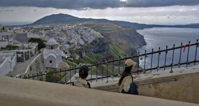 &Nu;έ&omicron;&sigmaf; &sigma;&epsilon;&iota;&sigma;&mu;ό&sigmaf; 4,9 &Rho;ί&chi;&tau;&epsilon;&rho; &alpha;&nu;ά&mu;&epsilon;&sigma;&alpha; &sigma;&epsilon; &Sigma;&alpha;&nu;&tau;&omicron;&rho;ί&nu;&eta; &kappa;&alpha;&iota; &Alpha;&mu;&omicron;&rho;&gamma;ό -&Delta;&epsilon;&nu; έ&chi;&omicron;&upsilon;&nu; &sigma;&tau;&alpha;&mu;&alpha;&tau;ή&sigma;&epsilon;&iota; &nu;&alpha; &kappa;&alpha;&tau;&alpha;&gamma;&rho;ά&phi;&omicron;&upsilon;&nu; &delta;&omicron;&nu;ή&sigma;&epsilon;&iota;&sigmaf; &omicron;&iota; &sigma;&epsilon;&iota;&sigma;&mu;&omicron;&gamma;&rho;ά&phi;&omicron;&iota;