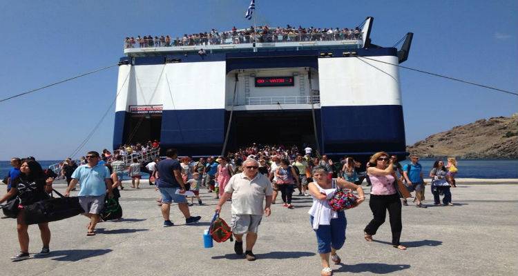 &Alpha;&upsilon;&xi;&eta;&mu;έ&nu;&eta; &eta; &kappa;ί&nu;&eta;&sigma;&eta; &sigma;&tau;&omicron; &lambda;&iota;&mu;ά&nu;&iota; &kappa;&alpha;&iota; &tau;&omicron; &alpha;&epsilon;&rho;&omicron;&delta;&rho;ό&mu;&iota;&omicron; &tau;&eta;&sigmaf; &Lambda;ή&mu;&nu;&omicron;&upsilon; &sigma;&epsilon; &sigma;&chi;έ&sigma;&eta; &mu;&epsilon; &pi;έ&rho;&upsilon;&sigma;&iota; | &Epsilon;&pi;ί&sigma;&eta;&mu;&alpha; &sigma;&tau;&omicron;&iota;&chi;&epsilon;ί&alpha;