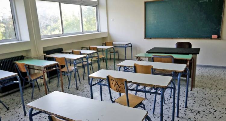 Ά&lambda;&iota;&mu;&omicron;&sigmaf;: &Sigma;&upsilon;&nu;&epsilon;&lambda;ή&phi;&theta;&eta; 14&chi;&rho;&omicron;&nu;&omicron;&sigmaf; &mu;&alpha;&theta;&eta;&tau;ή&sigmaf; | &laquo;&Theta;&alpha; &sigma;&omicron;&upsilon; &sigma;&pi;ά&sigma;&omega; &tau;&alpha; &mu;&omicron;ύ&tau;&rho;&alpha;&raquo; &epsilon;ί&pi;&epsilon; &sigma;&epsilon; &kappa;&alpha;&theta;&eta;&gamma;ή&tau;&rho;&iota;&alpha; &pi;&omicron;&upsilon; &tau;&omicron;&upsilon; έ&kappa;&alpha;&nu;&epsilon; &pi;&alpha;&rho;&alpha;&tau;ή&rho;&eta;&sigma;&eta; &gamma;&iota;&alpha; &tau;&omicron; &kappa;&iota;&nu;&eta;&tau;ό
