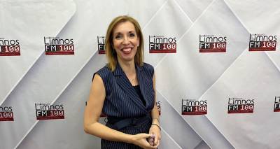 &Sigma;&omicron;&phi;ί&alpha; &Epsilon;&lambda;&epsilon;&upsilon;&theta;&epsilon;&rho;ά&kappa;&eta;: &laquo;&Tau;&eta;&nu; &epsilon;&pi;ό&mu;&epsilon;&nu;&eta; &mu;έ&rho;&alpha; &theta;&alpha; &pi;&rho;έ&pi;&epsilon;&iota; &nu;&alpha; &epsilon;&lambda;&epsilon;&gamma;&chi;&theta;&omicron;ύ&nu; &tau;&alpha; &omicron;&iota;&kappa;&omicron;&nu;&omicron;&mu;&iota;&kappa;ά &tau;&omicron;&upsilon; &Delta;ή&mu;&omicron;&upsilon;&raquo;