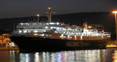 &Sigma;&tau;&iota;&sigmaf; 9 &tau;&omicron; &beta;&rho;ά&delta;&upsilon; &alpha;&nu;&alpha;&chi;&omega;&rho;&epsilon;ί &tau;&omicron; &laquo;&Epsilon;&xi;&pi;&rho;έ&sigmaf; &Pi;ή&gamma;&alpha;&sigma;&omicron;&sigmaf;&raquo; &alpha;&pi;ό &tau;&omicron; &Lambda;&alpha;ύ&rho;&iota;&omicron; | &Pi;ώ&sigmaf; &delta;&iota;&alpha;&mu;&omicron;&rho;&phi;ώ&nu;&epsilon;&tau;&alpha;&iota; &tau;&omicron; &delta;&rho;&omicron;&mu;&omicron;&lambda;ό&gamma;&iota;&omicron;